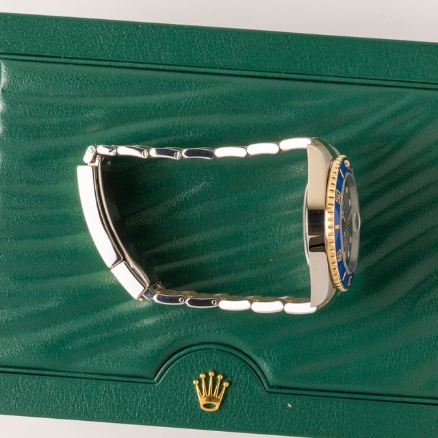 Rolex Submariner 126613 LB Image 4